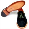 Mocassins daim vert homme Paul Parkman pompons fabrication